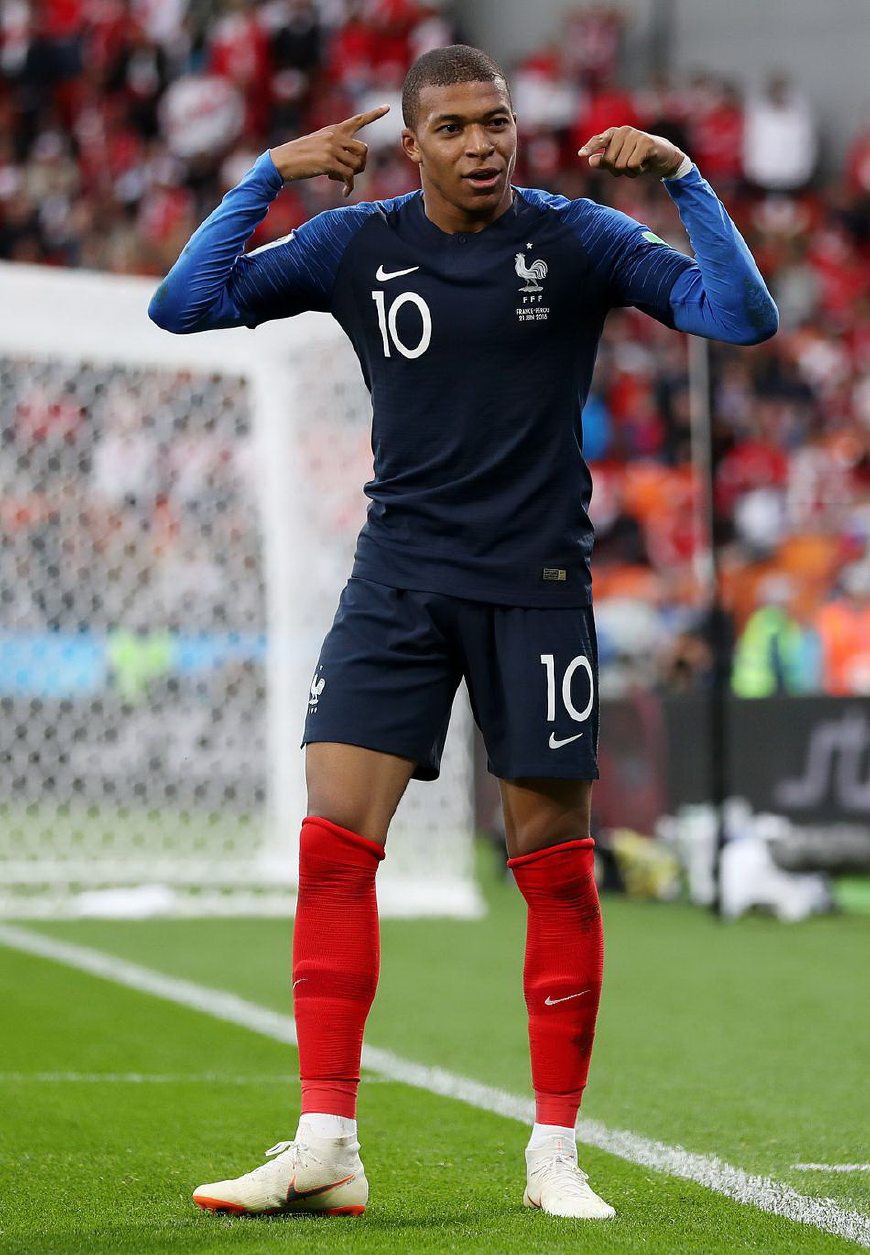 菲利普拉姆退役后的丰盛人生：为何我会选择和足球保持距离？（菲利普拉姆退役后的多彩人生：我为何选择与足球保持距离？）