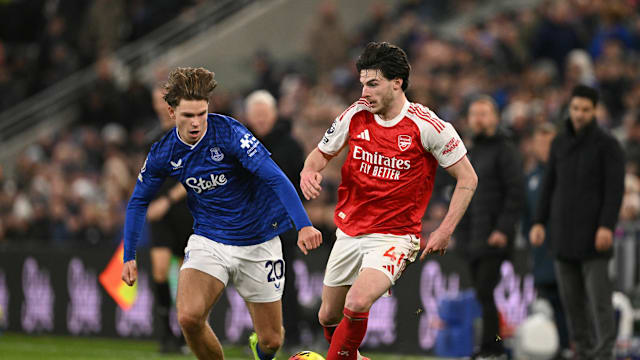 队报：雷恩19岁中卫布德拉勒飞速崛起，多支豪门长期关注他（队报：雷恩19岁中卫布德拉勒崭露头角，众豪门持续跟进）