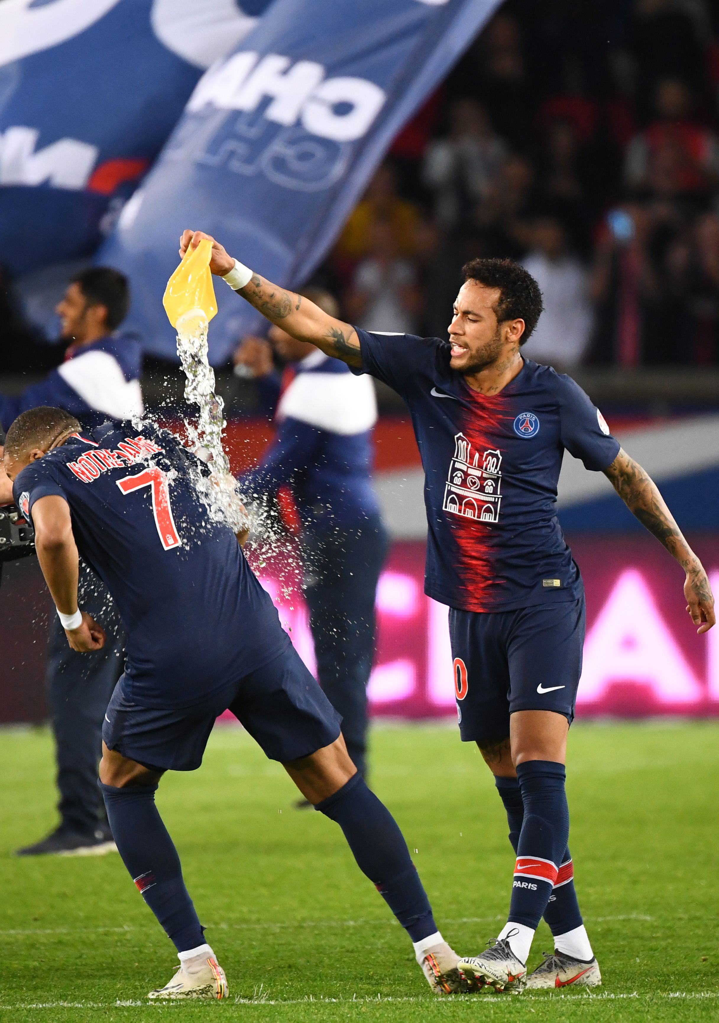 2028年欧洲杯赛程：温布利承办决赛，开球有21点、0点、3点（2028年欧洲杯赛程出炉：决赛落户温布利，开球时段为21点／0点／3点）