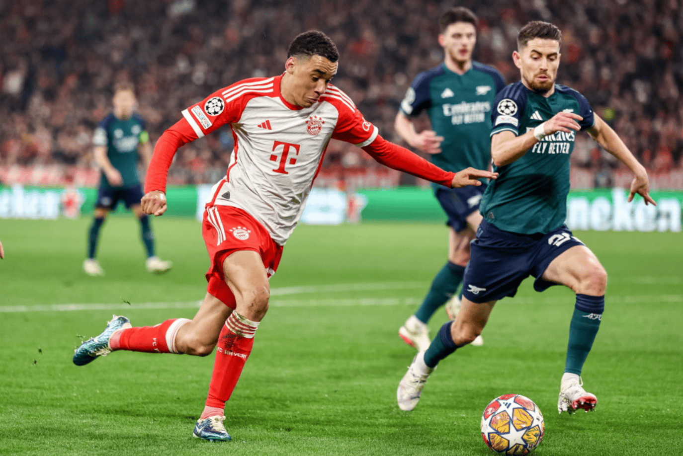 罗马诺：约尔迪-克鲁伊夫或马克斯维尔可能出任阿贾克斯总监（罗马诺：约尔迪-克鲁伊夫、马克斯维尔成阿贾克斯总监候选）