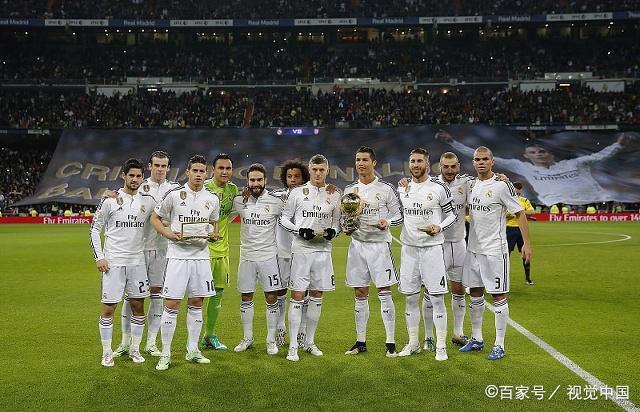 罗马诺：AC米兰已与科斯蒂克谈妥个人条款，转会费谈判顺利（罗马诺：AC米兰与科斯蒂克已就个人条款达成一致，转会费谈判进展良好）