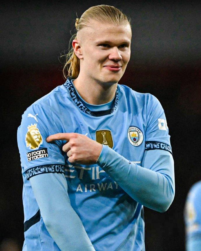 韩足晚报（2025.11.3）三将搭上洪明甫考察末班车（韩足晚报（2025.11.3）三人压哨入选洪明甫考察名单）