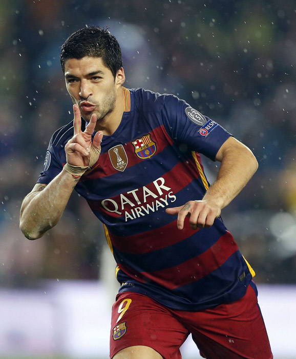 迈尼昂在加比亚社媒动态下留言，后者回复：请续约（迈尼昂现身加比亚社媒留言，加比亚回应：续约吧）