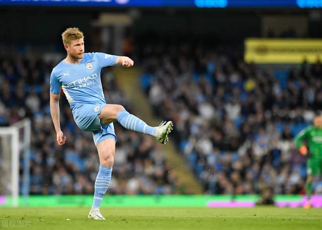 邮报：热刺冬窗将关注DV9，也可能引进世界级门将提升实力（英媒：热刺冬窗考察DV9，或引进世界级门将强化阵容）