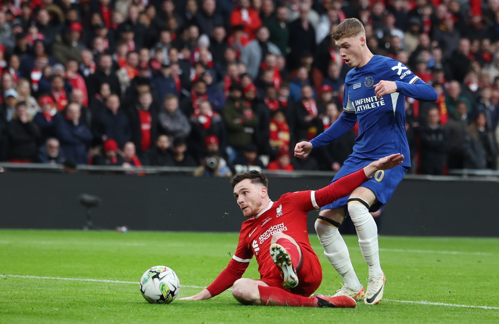 加斯佩里尼率队五次欧联杯赛季首战均获胜，且每次至少打进2球（加斯佩里尼执教球队欧联杯赛季揭幕战五战全胜，场场至少攻入2球）