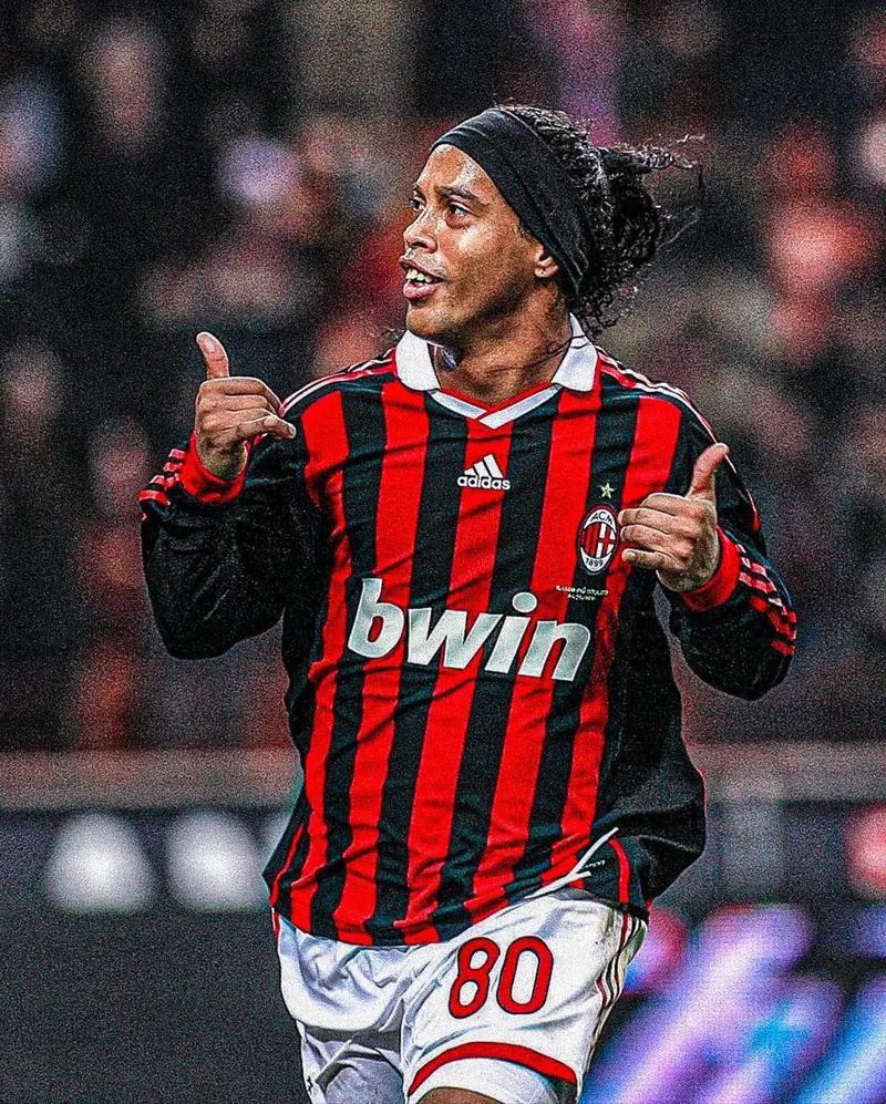 中国U17vs孟加拉国首发：邝兆镭领衔，万项、帅惟浩出战（中国U17战孟加拉国首发出炉：邝兆镭领衔，万项、帅惟浩先发）