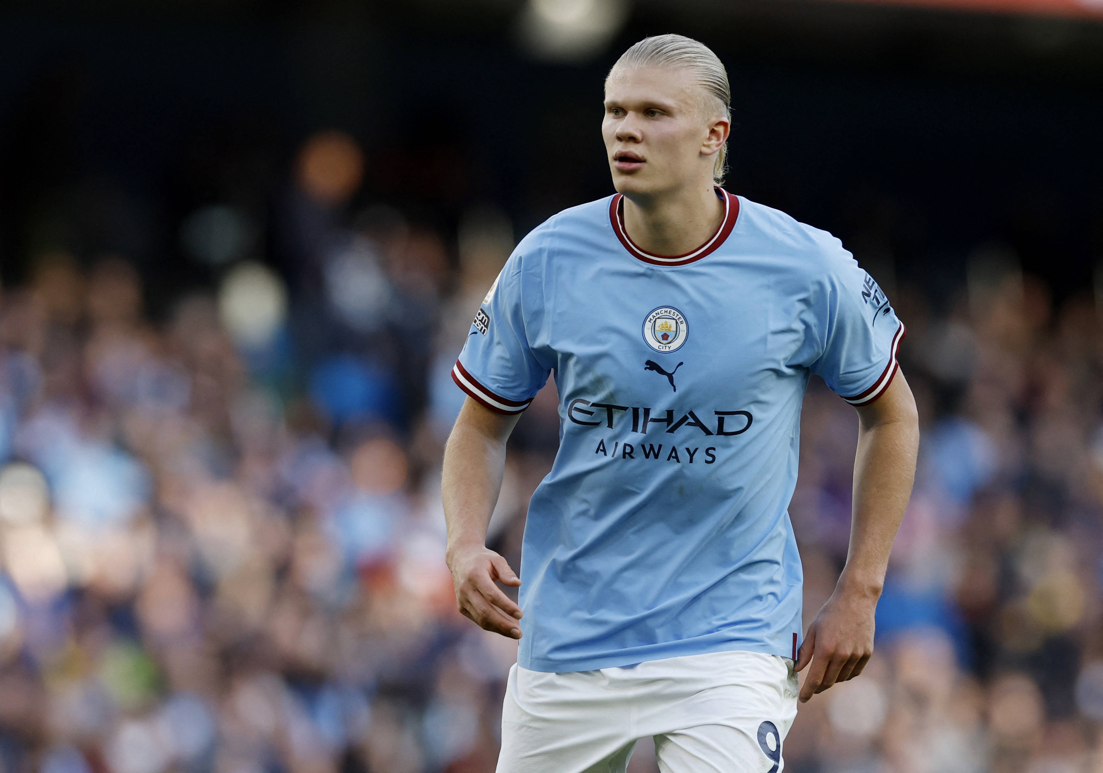 场边教练的表情太真实（场边教练的表情太到位）