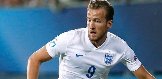 图赫尔：贝林厄姆以10号位身份回归，福登会是中路球员（图赫尔：贝林厄姆将回到10号位，福登将踢中路）