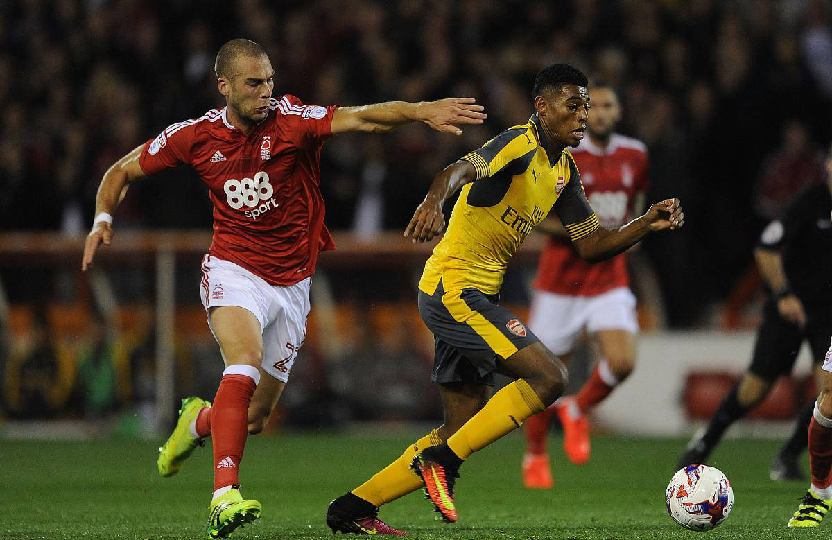 切尔西名宿：为了名气帕尔默或许可转会皇马，但他需要三思而后行（切尔西名宿称：帕尔默为名气或可转投皇马，但应谨慎抉择）